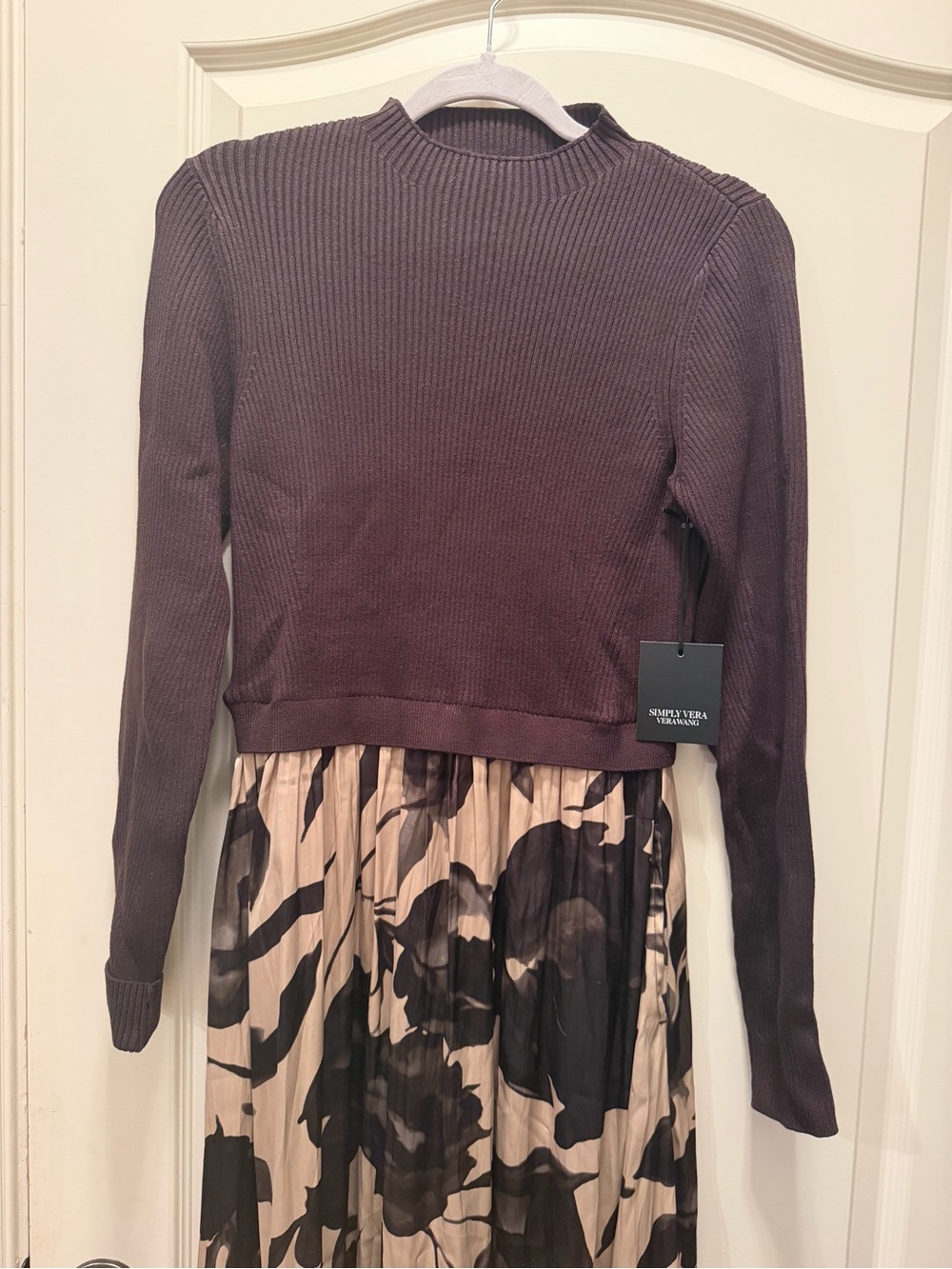 Simply Vera Vera Wang Beige Maxi Skirt Dress with Black Floral Print - Picture 2 of 10